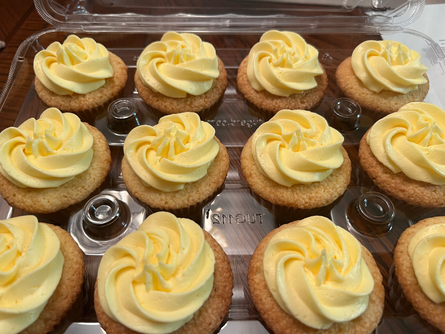 T-Toni's Lemon Pound Cupcakes