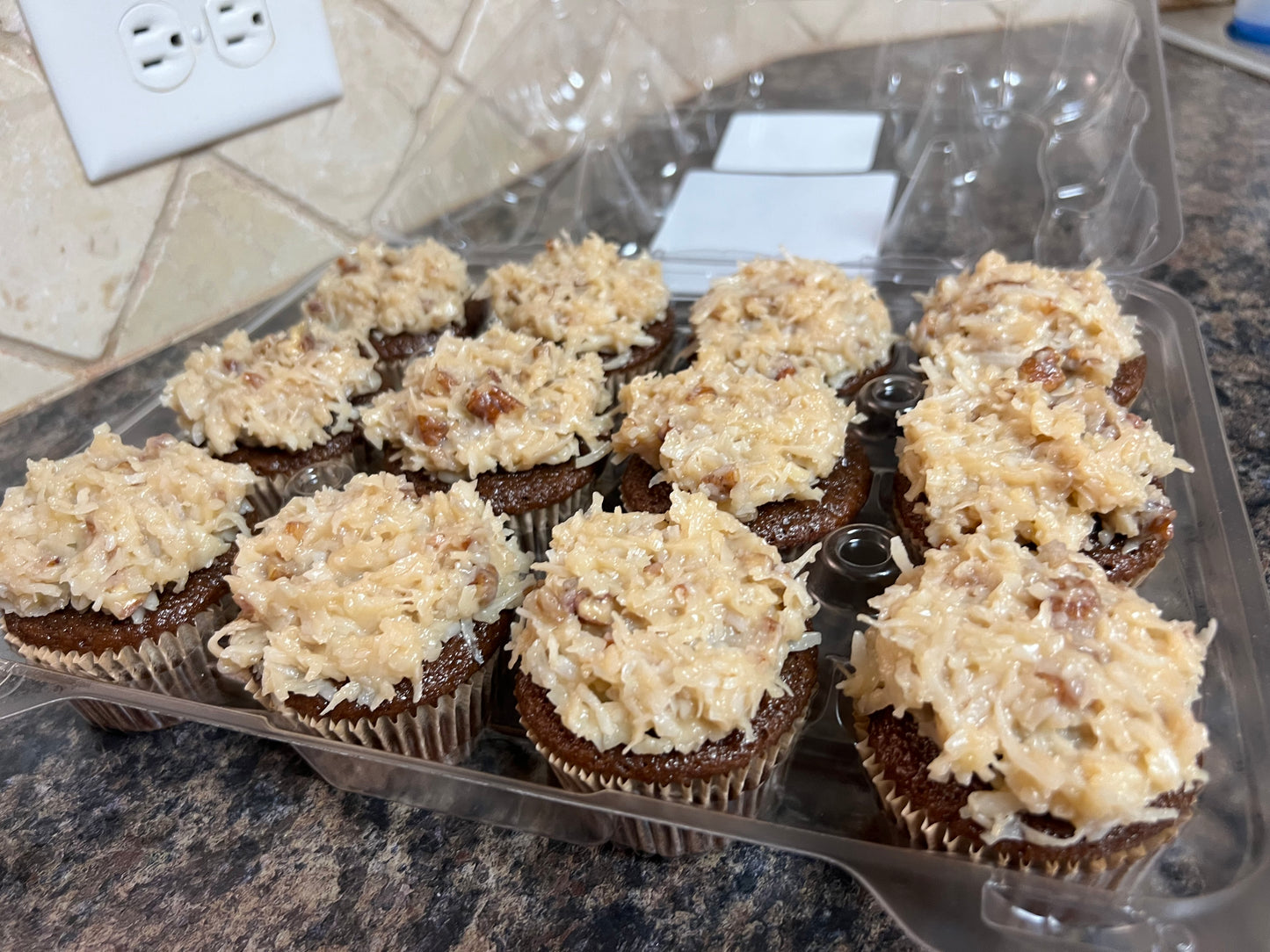 T-Toni’s Bakery German Chocolate 🥥🍫