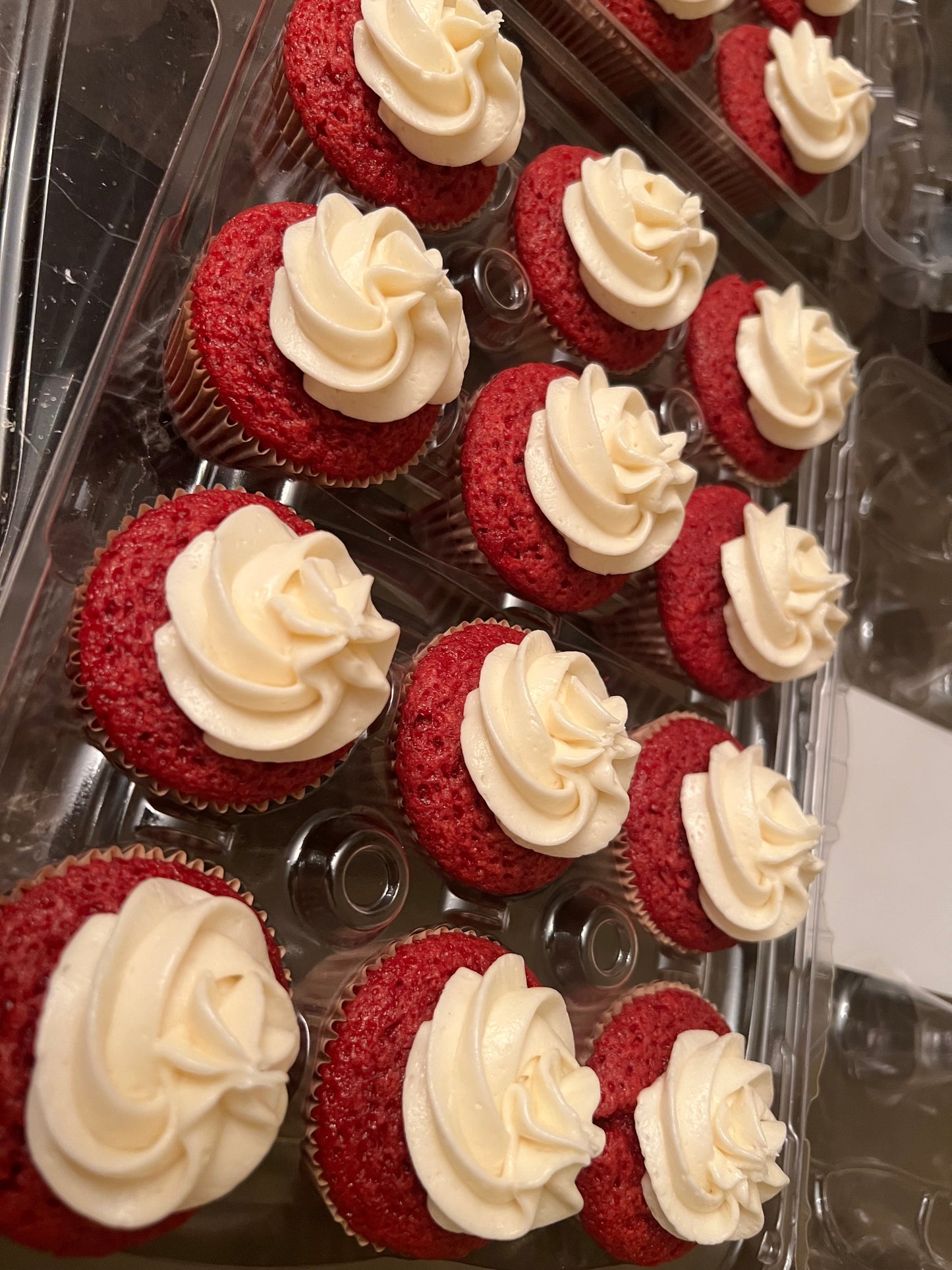 T-Toni's Red Velvet Cupcakes 🌟